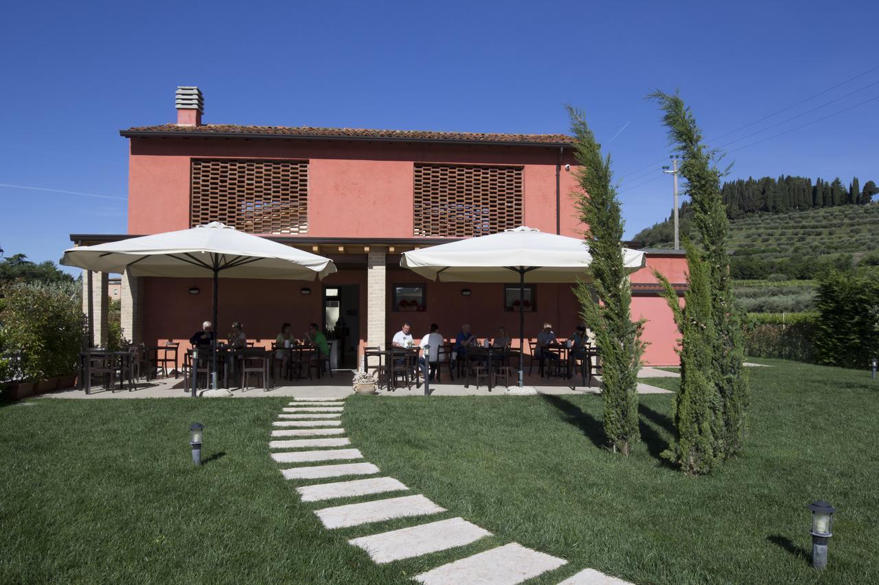 Agriturismo La Rocca Bardolino Buitenkant foto